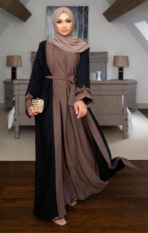 abaya wardrobe